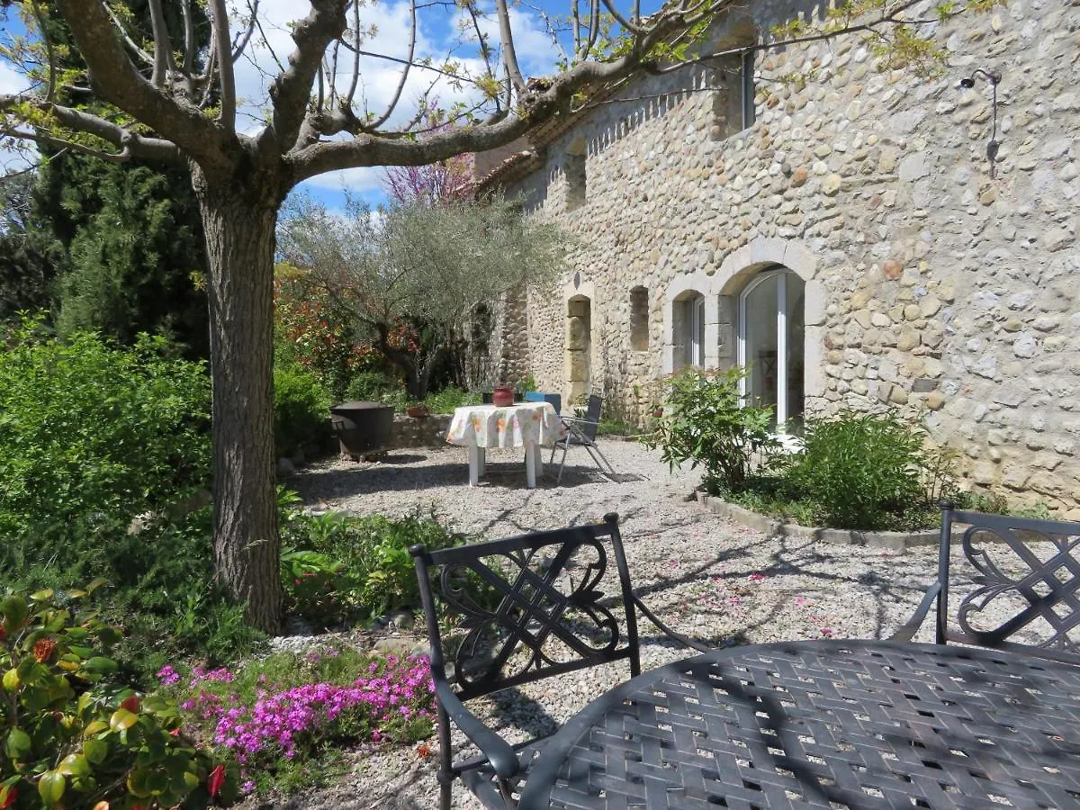 Le Castelet-Arzeliers Bed & Breakfast Laragne-Monteglin