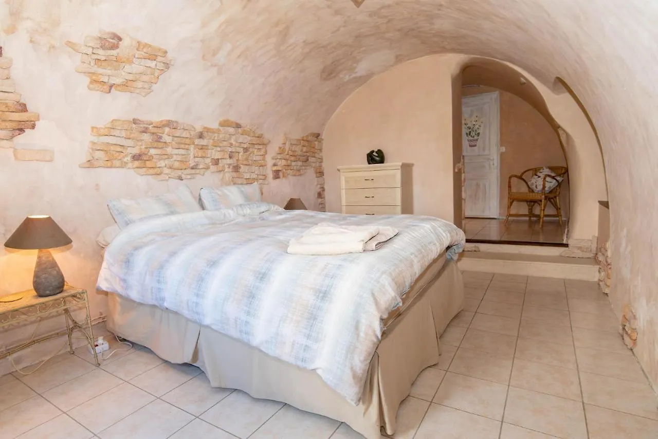 Le Castelet-Arzeliers Bed & Breakfast Laragne-Monteglin