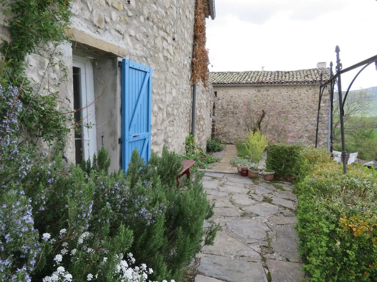 Le Castelet-Arzeliers Bed & Breakfast Laragne-Monteglin