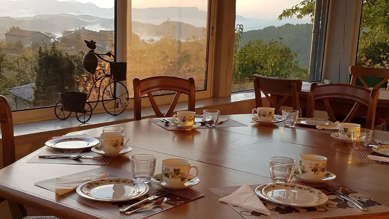 Le Castelet-Arzeliers Bed & Breakfast Laragne-Monteglin